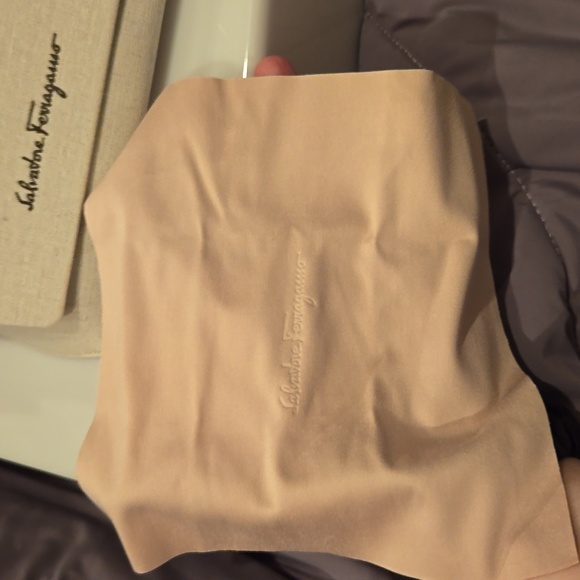 Ferragamo marble gray cat eye Sunglasses brand new in box - Picture 12 of 14